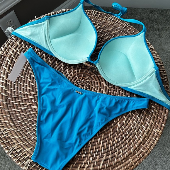 Victoria’s Secret Miraculous Bali Bombshell Bikini - Picture 2 of 16